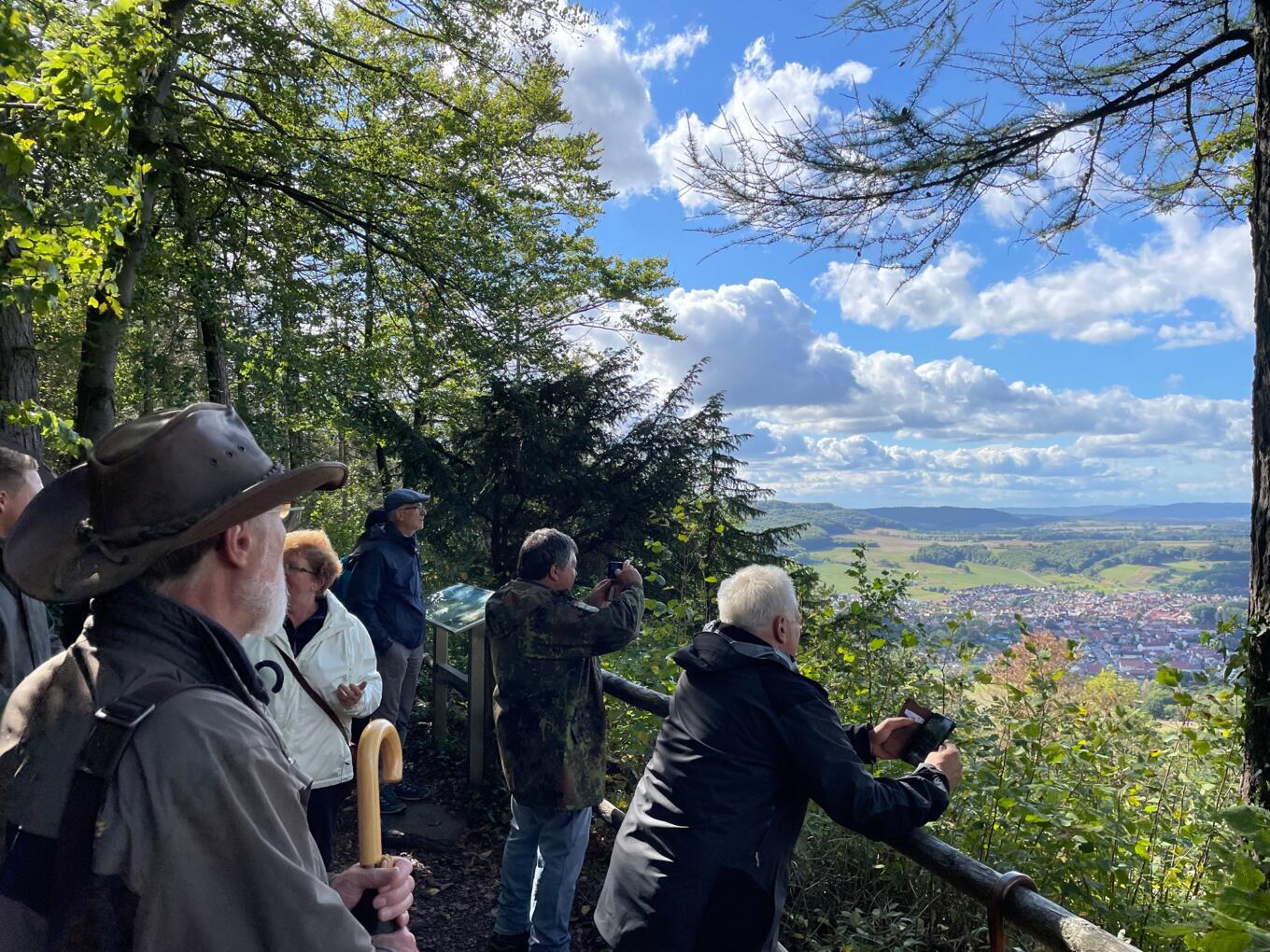 Teilnehmer der gemeinsamen Wanderung über den Iberg © Jeannette Löser